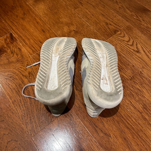 ADIDAS ORIGINALS Women's Tubular Defiant Sneakers in Grey￨Size US 8.5 - Picture 11 of 13